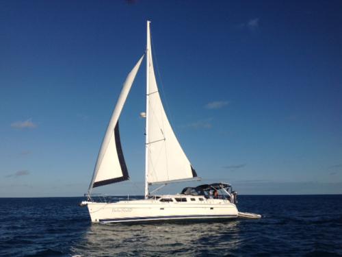 Yacht Hunter 44 Deck Salon for rent in Haven Harbour Marina