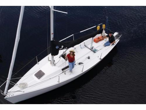 Segelboot J 80 Yachtcharter in La Trinite sur Mer