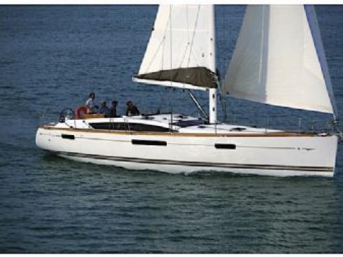 Sailboat Jeanneau 53 for charter in Trogir