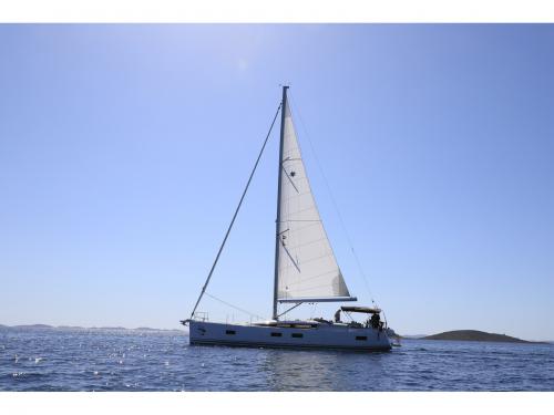 Sailing boat Jeanneau 54 for rent in Marina Kastela
