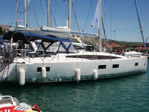 Yacht Jeanneau 54 for charter in Seget