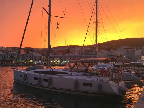Yacht Jeanneau 54 Yachtcharter in Volos