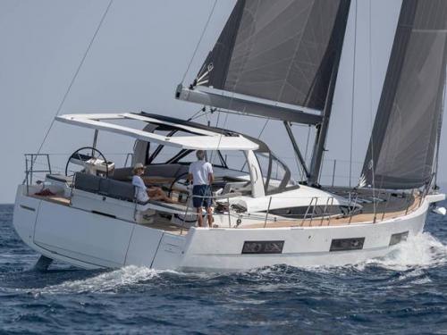 Yacht Jeanneau 60 available for charter in Lavrio