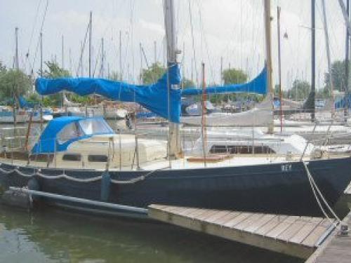 Sailing yacht Koopmans 30 for charter in Lemmer