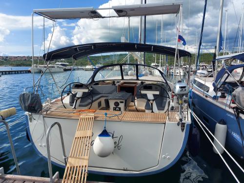 Segelboot Kufner 50 Yachtcharter in ACI Marina Trogir