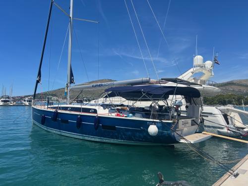 Segelboot Kufner 54 chartern in Milna