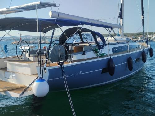 Segelyacht Kufner 54 Yachtcharter in ACI Marina Trogir