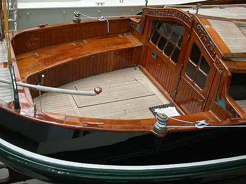 Yacht Lemsteraak Zeeroos for charter in Harlingen