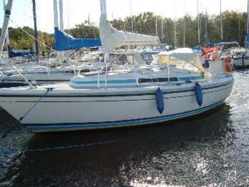 Yacht LM 270 Mermaid for rent in Marina Stavoren