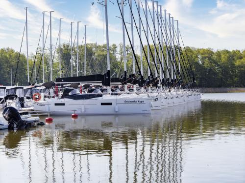 Yacht Maxus 34 chartern in Wegorapa