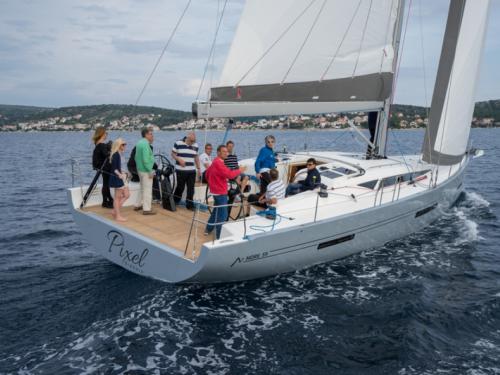 Segelyacht More 55 chartern in La Spezia