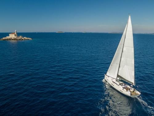 Sailboat More 55 available for charter in Kastel Gomilica