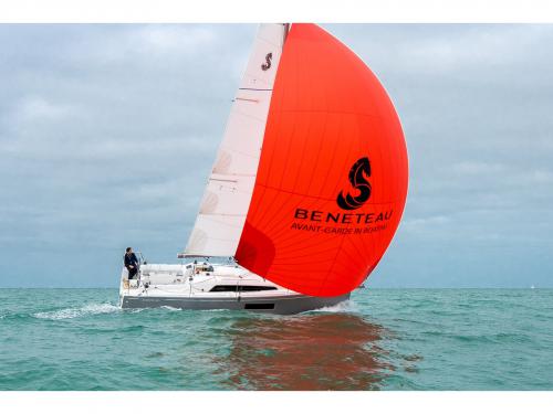 Yacht Oceanis 30.1 chartern in ACI Marina Pomer Yacht Oceanis 30.1 chartern in ACI Marina Pomer