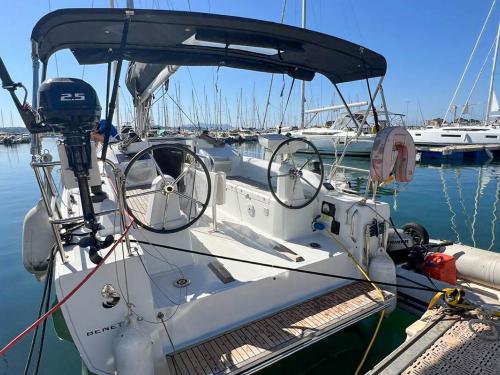 Yacht Oceanis 30.1 Yachtcharter in Bandol