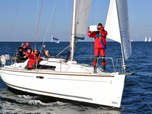 Sailing yacht Oceanis 31 for rent in Flensburg