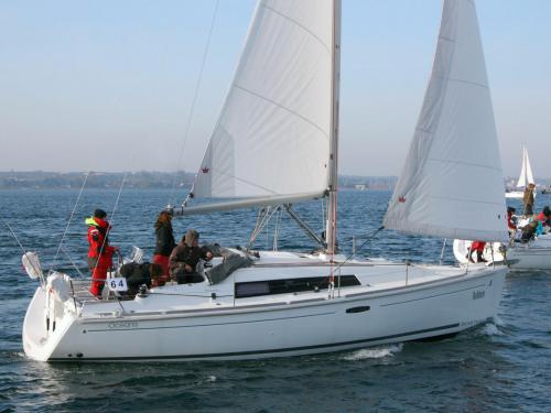 Yacht Oceanis 31 Yachtcharter in Heiligenhafen