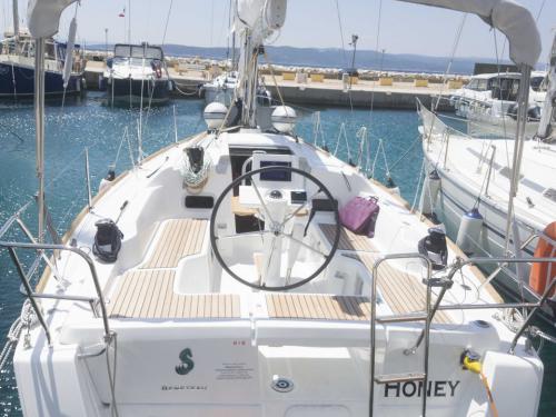 Yacht Oceanis 31 Yachtcharter in Split