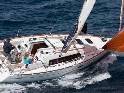 Segelyacht Oceanis 31 chartern in Marina Le Marin