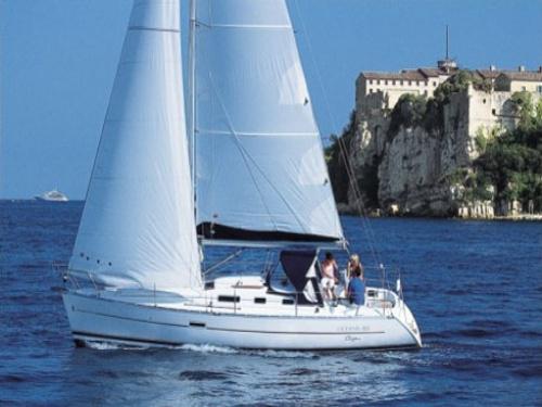 Segelboot Oceanis 323 Clipper chartern in ACI Marina Trogir