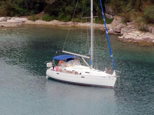 Segelyacht Oceanis 331 Yachtcharter in Baska Voda Segelyacht Oceanis 331 Yachtcharter in Baska Voda
