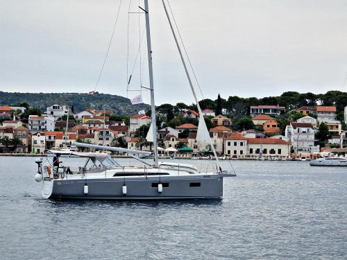 Segelboot Oceanis 34 Yachtcharter in Rogoznica Segelboot Oceanis 34 Yachtcharter in Rogoznica