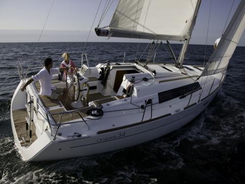 Sailing yacht Oceanis 34 for charter in Nieuwpoort