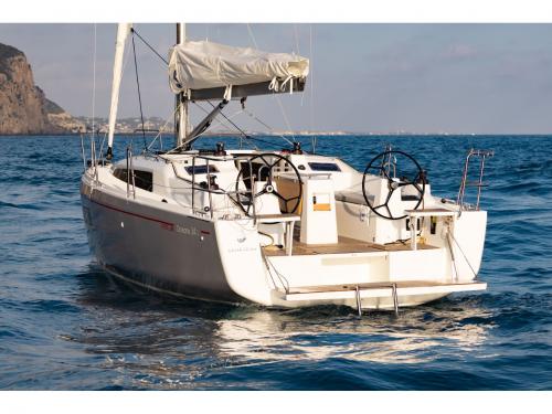 Yacht Oceanis 34 for rent in Split