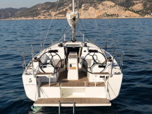 Segelyacht Oceanis 34 Yachtcharter in Salerno