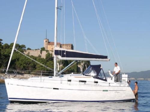 Sailing boat Oceanis 343 Clipper for rent in ACI Dubrovnik Marina