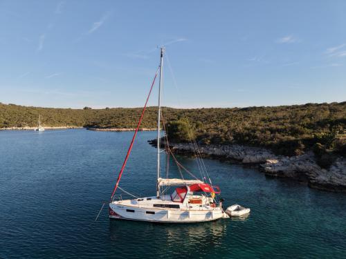 Segelboot Oceanis 35 Yachtcharter in Split