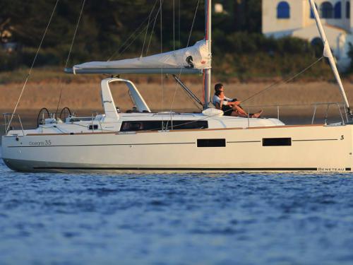 Sailing yacht Oceanis 35 available for charter in Netsel Marmaris Marina