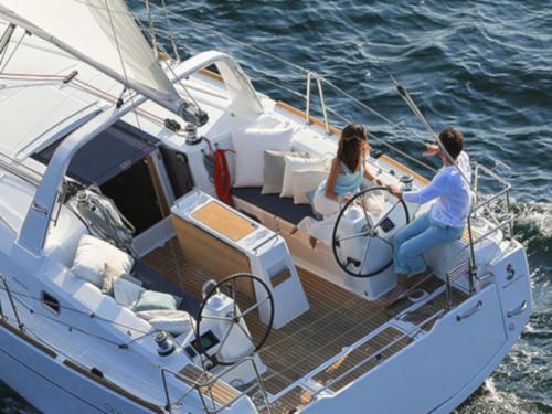 Segelyacht Oceanis 35 chartern in Portorosa