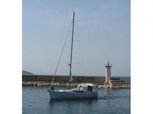 Yacht Oceanis 37 - Sailboat Charter Bodrum