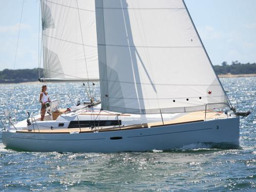 Segelboot Oceanis 37 Yachtcharter in Kastela