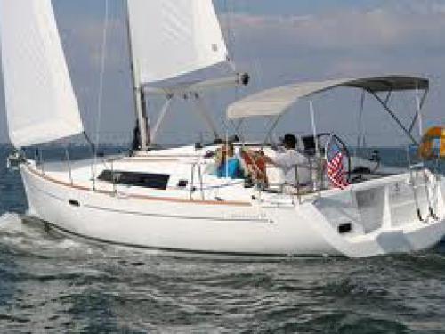 Yacht Oceanis 37 available for charter in Athens