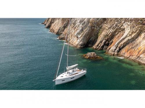 Yacht Oceanis 37 chartern in Skradin Yacht Oceanis 37 chartern in Skradin
