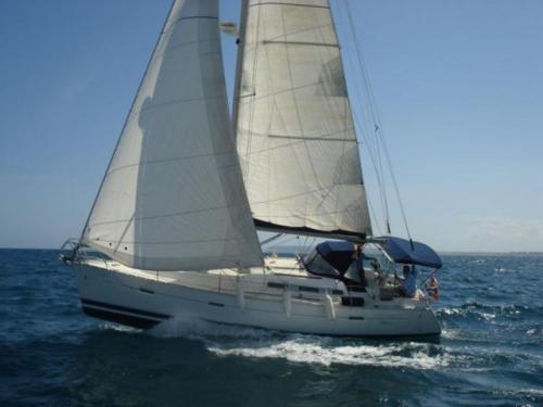 Yacht Oceanis 373 - Sailboat Charter Alghero