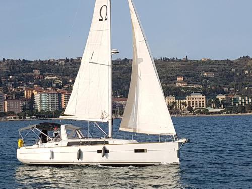 Segelboot Oceanis 38 chartern in Biograd na Moru