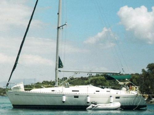 Segelyacht Oceanis 381 Yachtcharter in Kallithea