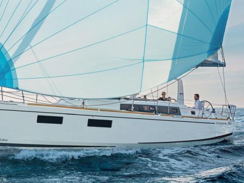Yacht Oceanis 381 for rent in Charlotte Amalie