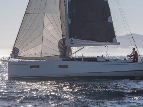 Segelyacht Oceanis 381 Yachtcharter in Krk