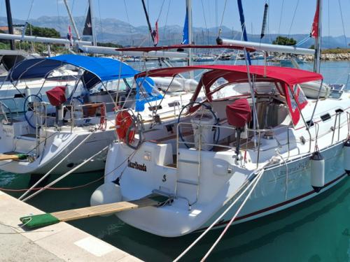 Segelyacht Oceanis 393 Clipper chartern in Split