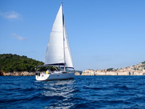 Sailing boat Oceanis 40 available for charter in Dubrovnik