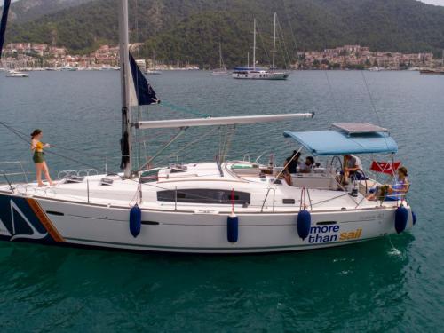 Segelyacht Oceanis 40 Yachtcharter in Fethiye