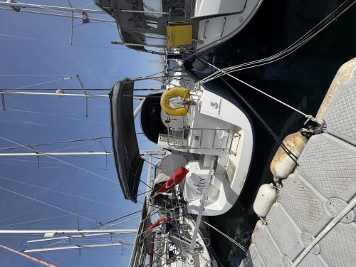Sailing boat Oceanis 40 available for charter in Yes Marina