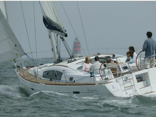 Segelyacht Oceanis 40 Yachtcharter in Piombino