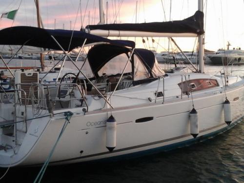 Yacht Oceanis 40 - Sailboat Charter Castiglione della Pescaia