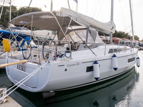 Yacht Oceanis 40 Yachtcharter in ACI Marina Pomer