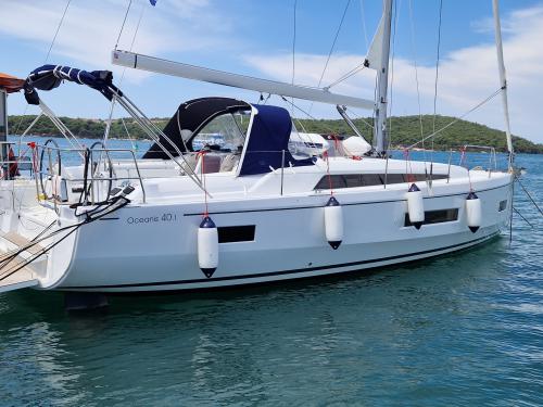 Segelboot Oceanis 40 Yachtcharter in Medulin