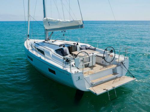 Sailboat Oceanis 40 available for charter in Nea Peramos
